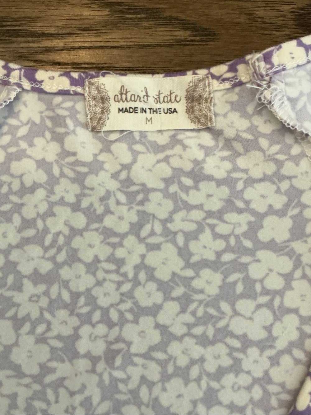 NWOT Altar'd State Lavender Floral V-Neck M Tiered Dress with Cap Sleeve - Picture 3 of 8